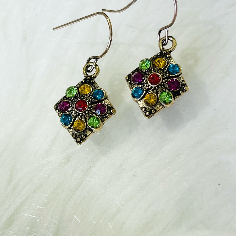 EARRINGS SUNBURST DAISY EARRINGS rich multi colored VIBRANT dainty Boho Chic - Picture 6 of 9